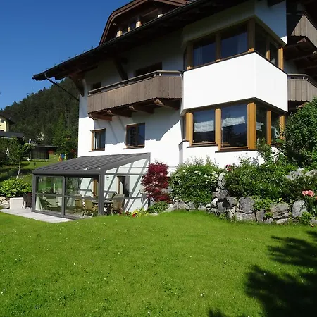 Appartementhaus St. Martin * Ζέεφελντ